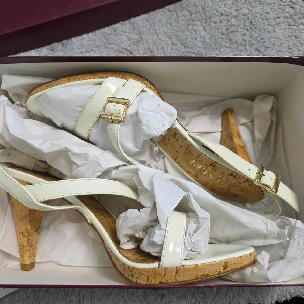 NEW Amalfi by Rangoni White‎ Cork Heel Italian Leather Sandals Strappy Size 9.5M